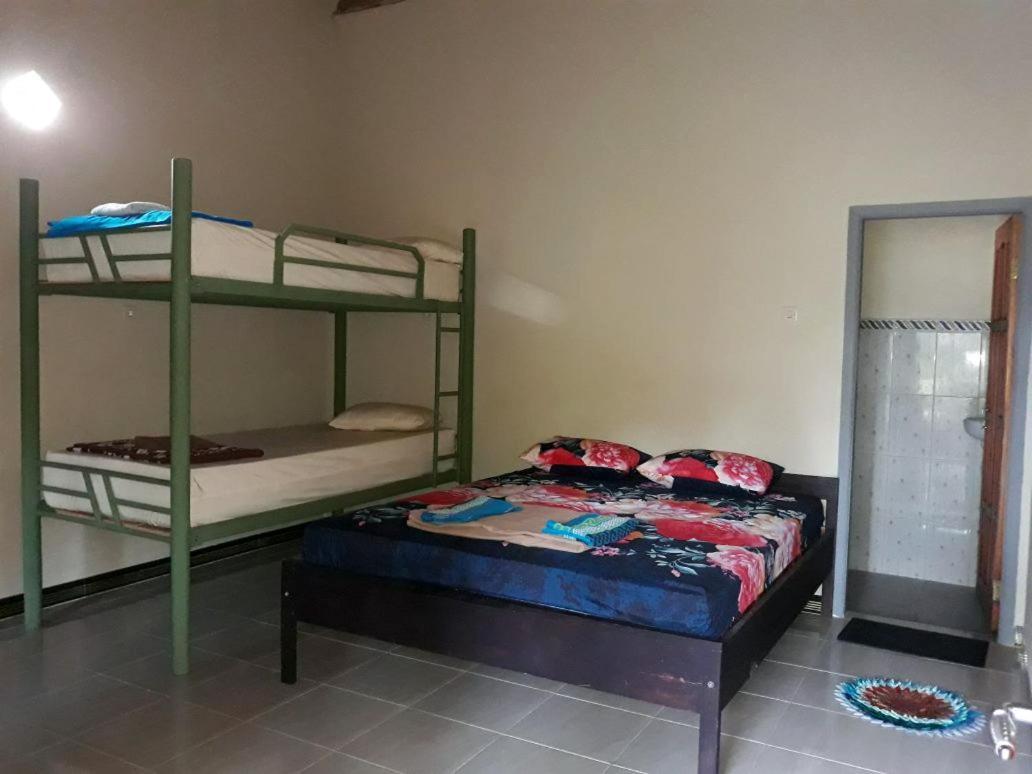 Red Island Bungalows Pasanggaran Værelse billede