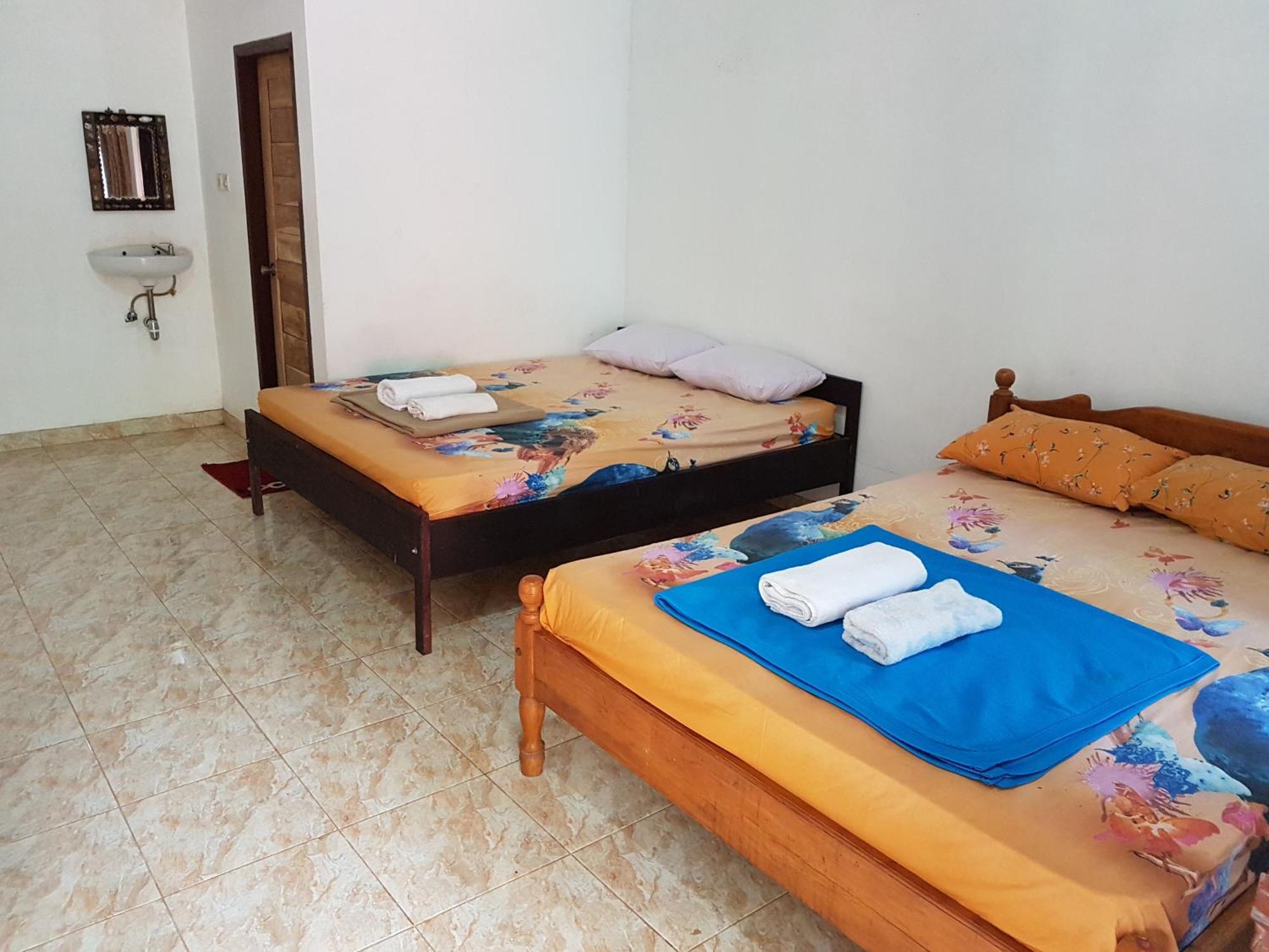 Red Island Bungalows Pasanggaran Værelse billede