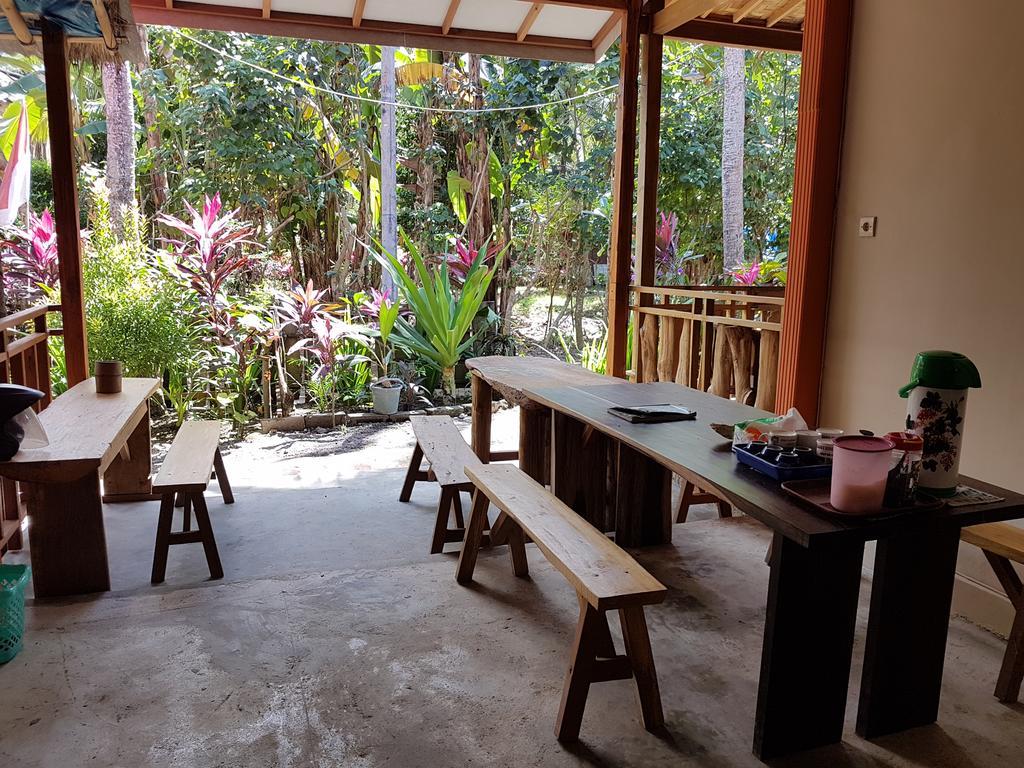 Red Island Bungalows Pasanggaran Eksteriør billede
